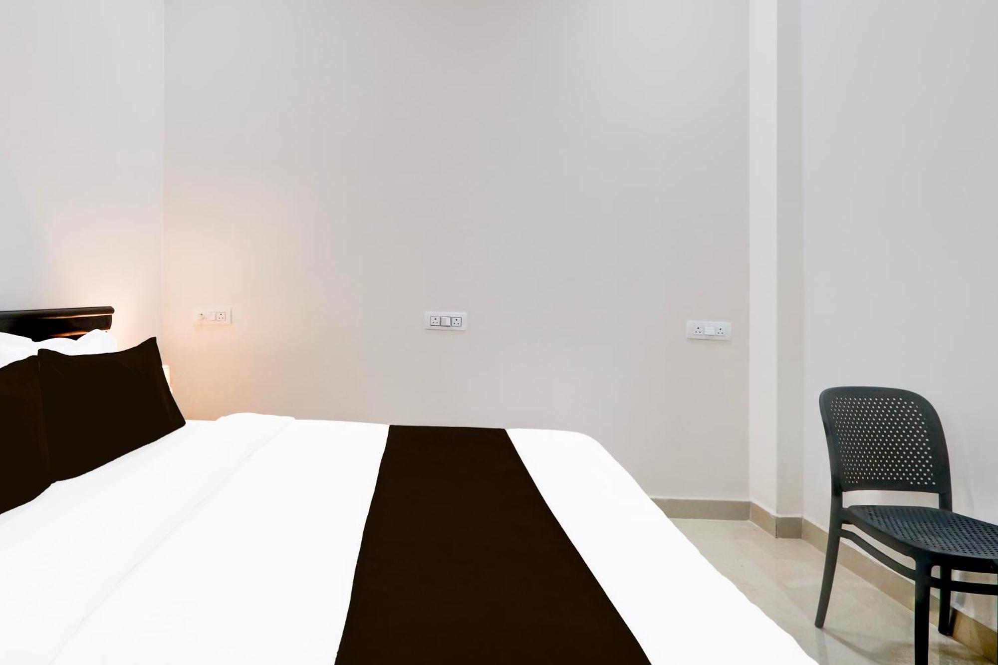 Super Hotel O Adibatla Near Tcs Ibrahimpatan 외부 사진