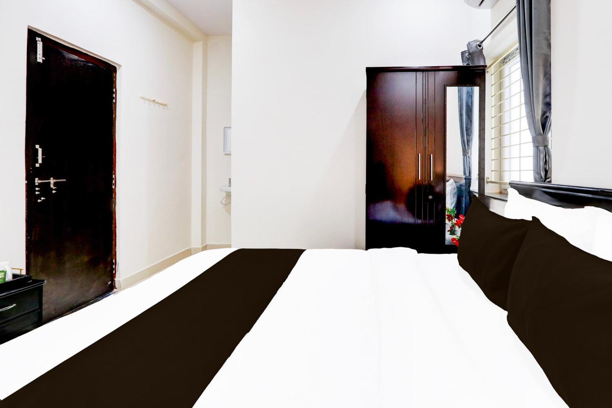 Super Hotel O Adibatla Near Tcs Ibrahimpatan 외부 사진