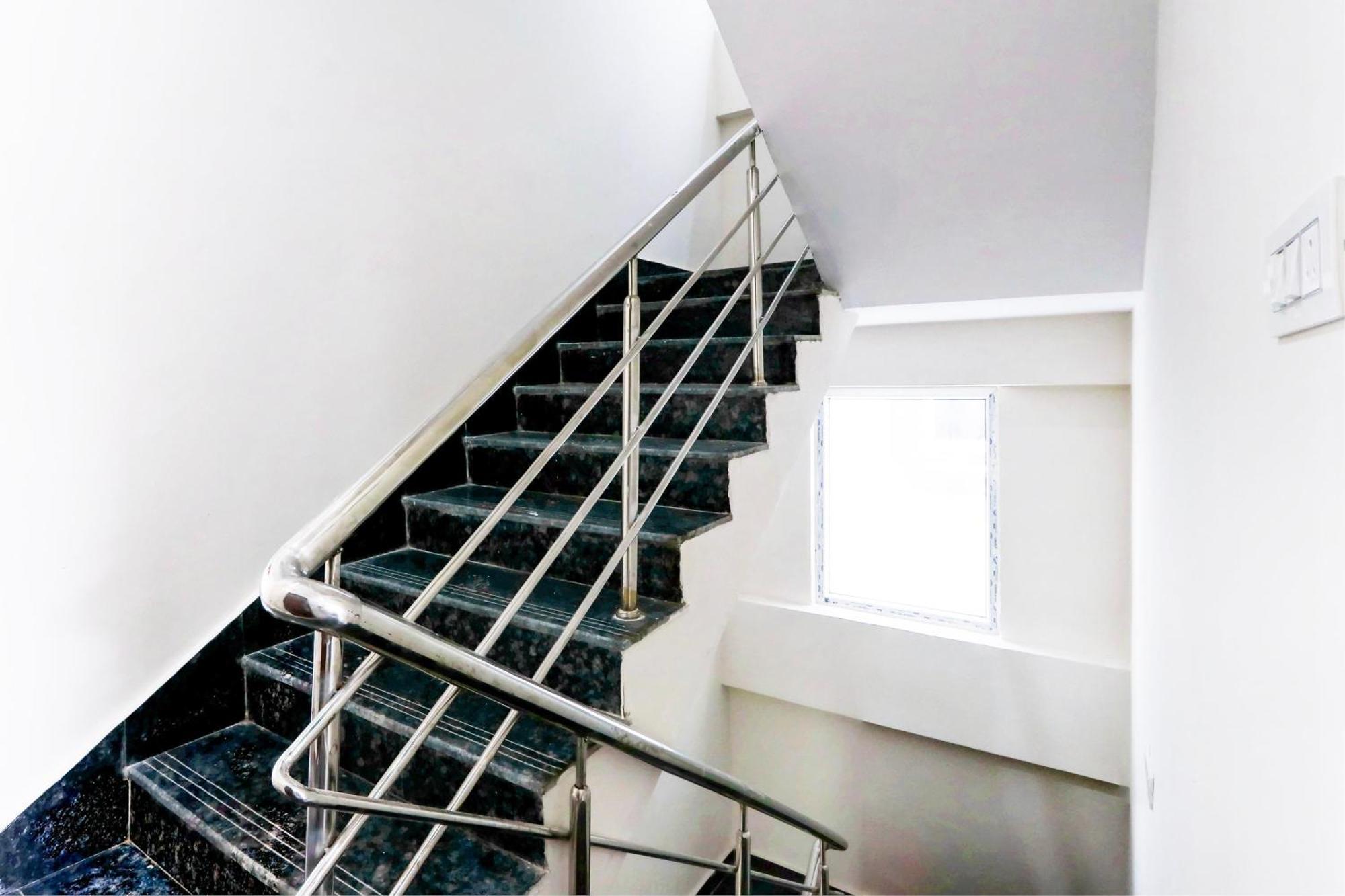 Super Hotel O Adibatla Near Tcs Ibrahimpatan 외부 사진