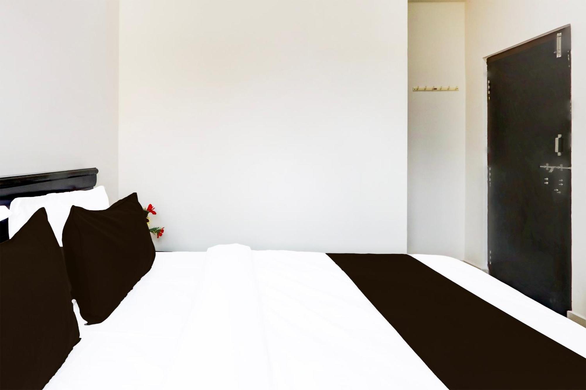 Super Hotel O Adibatla Near Tcs Ibrahimpatan 외부 사진